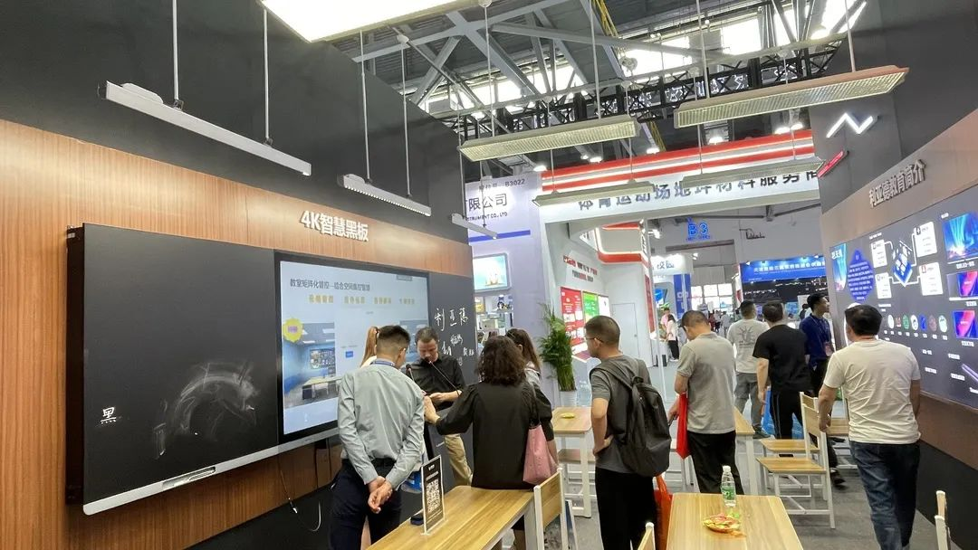 凯发(中国)官网教育新品及解决方案惊艳亮相81届教装展